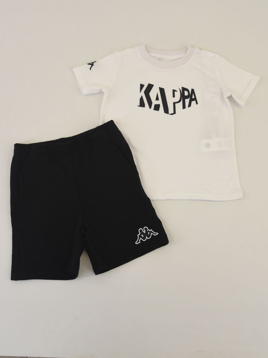 Completo Sportivo  composto da t-shirt con stampa e pantaloncino