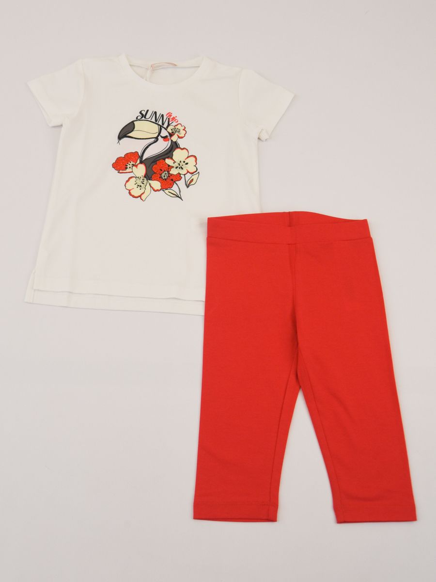   t-shirt e leggings